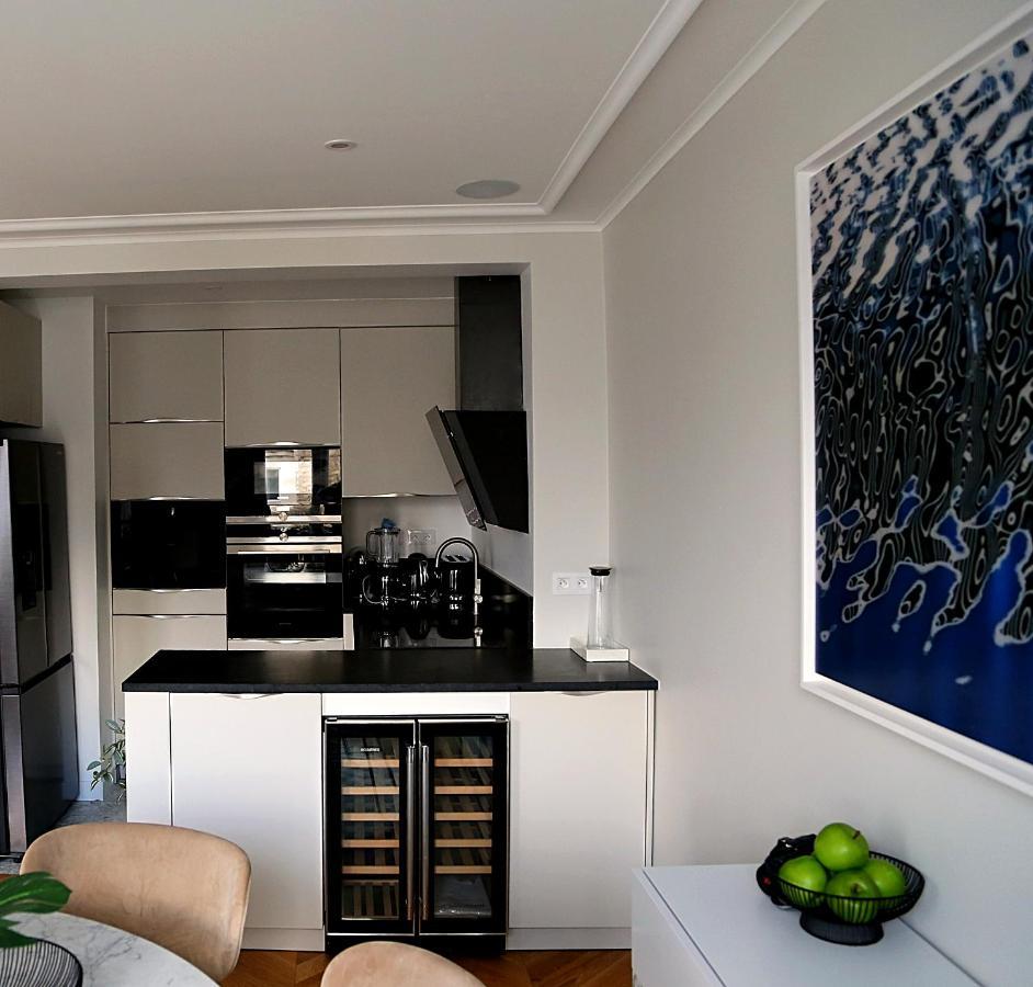 Le Ciel De Paris - Montparnasse & Jardin Du Luxembourg Bed and Breakfast Εξωτερικό φωτογραφία